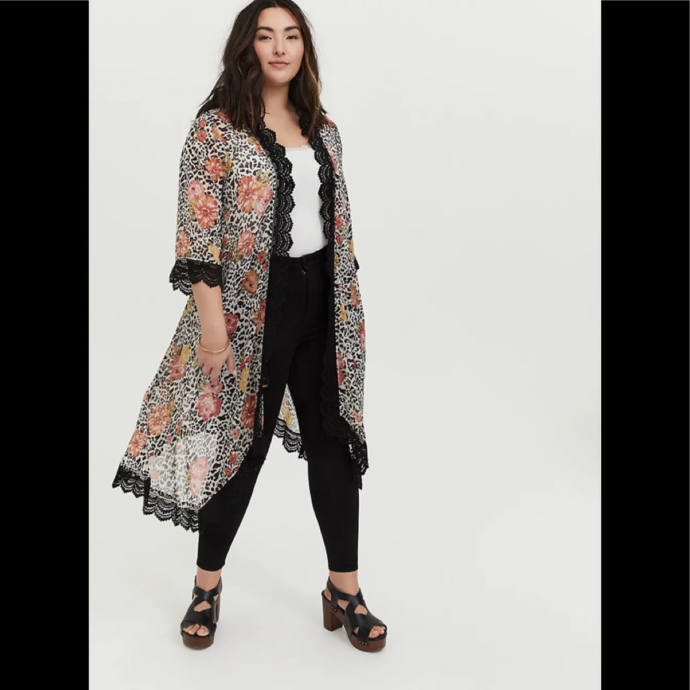 WHITE FLORAL LEOPARD CHIFFON KIMONO M/L 00